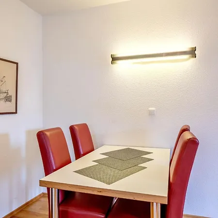 Kaiserallee, 100 Apartment